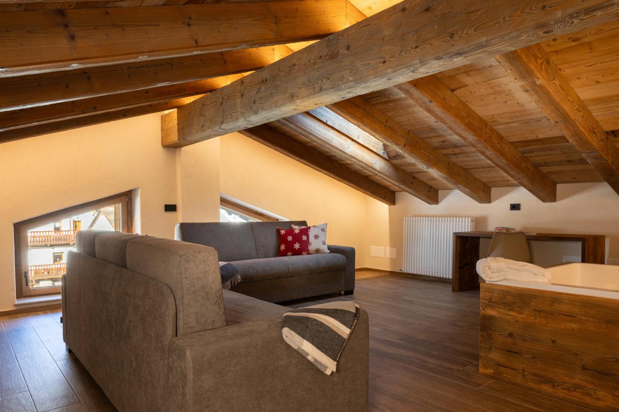 Les Reves Des Montagnards, Appartements De Charme Torgnon Eksteriør billede